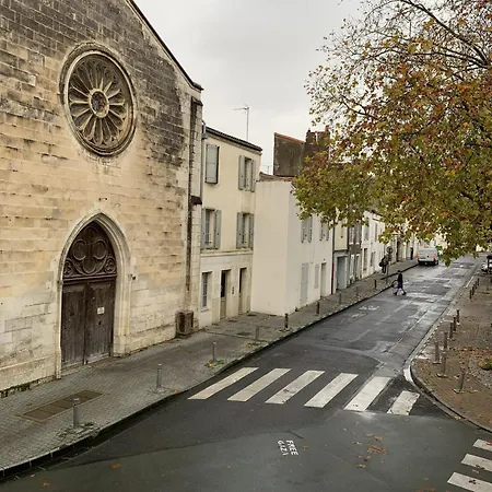 Apartment Le Buffeterie, Centre Ville, Lr148